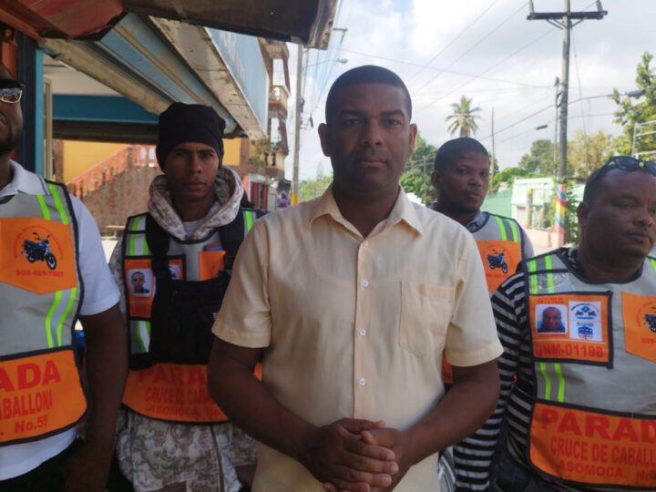 Presidente de UNAMOTAXIS, Esteban Beltré condena crimen ocurrido en Santiago y llama a profundizar la regulación e identificación del mototaxi formal