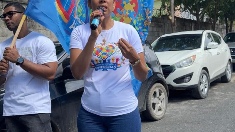 Diputada Patricia Núñez camina por la inclusión y respalda fortalecimiento de la Ley 5-13