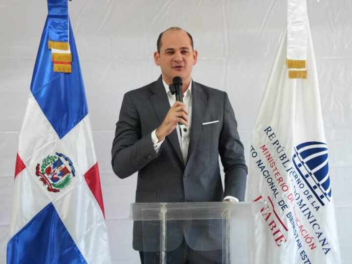 El INABIE beneficiará a más de 51,000 estudiantes de Los Alcarrizos con atención en nuevo módulo de salud bucal