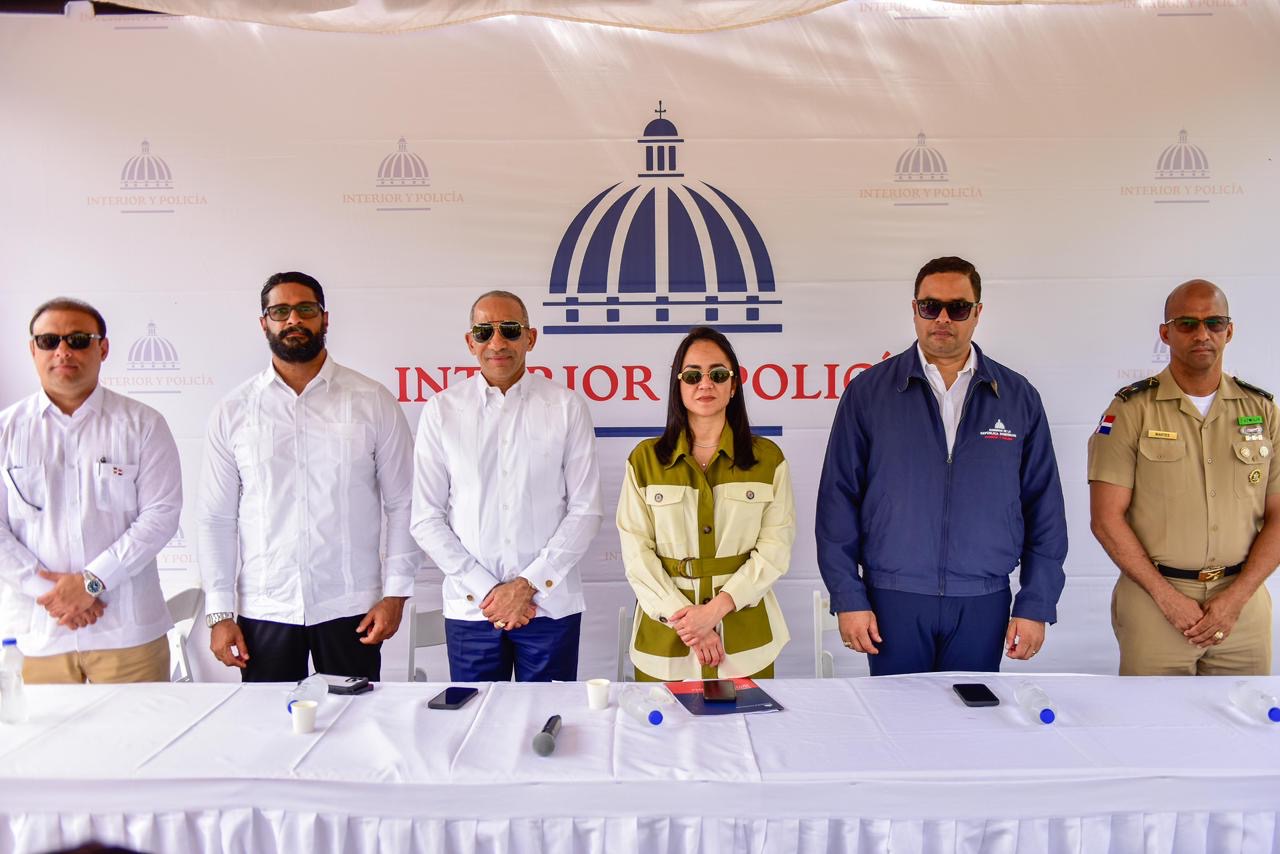 Interior y Policía elimina 10, 191 fuegos artificiales incautados por distribución y venta ilegal