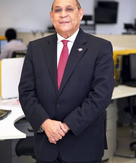 Periodista Cristal Acevedo pone denuncia por violencia contra expareja ministro Rafael Santos