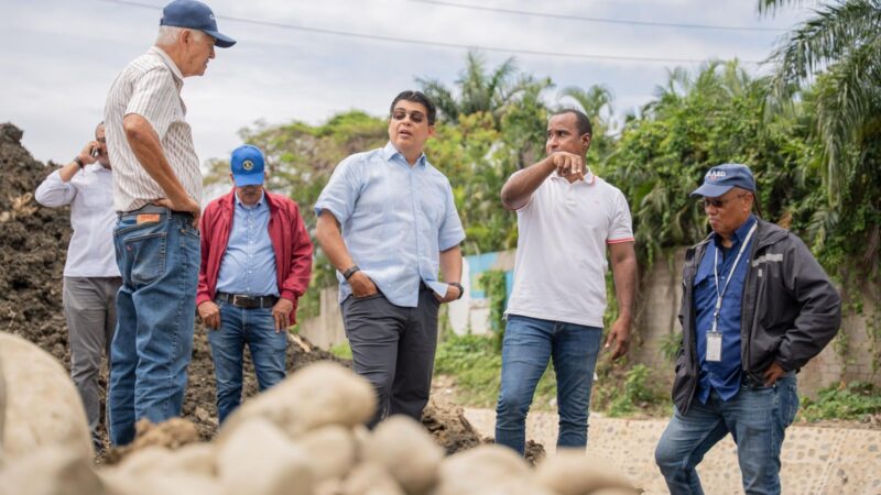 CAASD corrige averías de grandes proporciones e interviene redes de agua potable y alcantarillado en sectores del GSD
