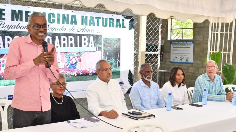 COSALUP Y ECO ARTE REALIZAN FERIA DE MEDICINA NATURAL