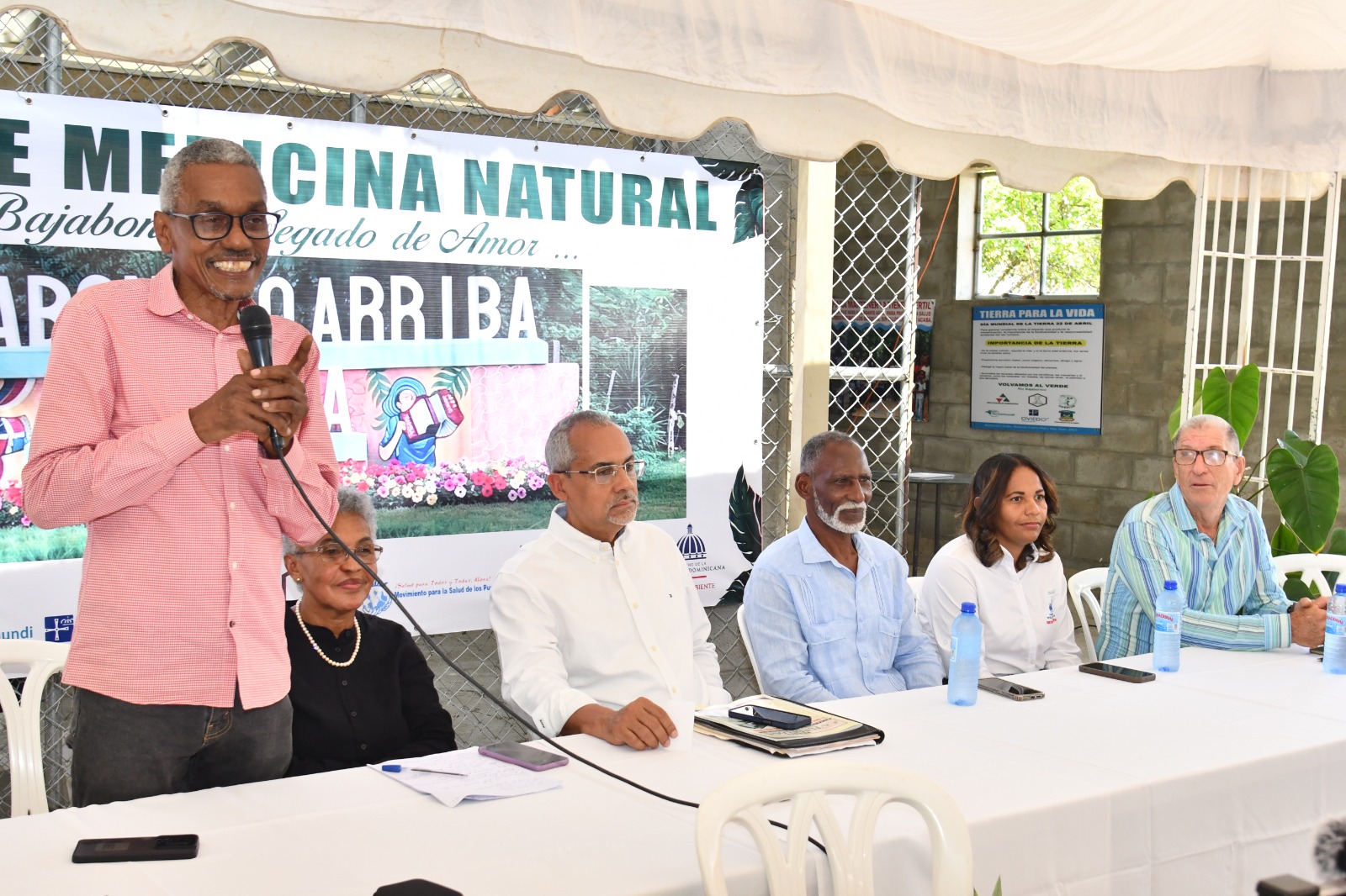 COSALUP Y ECO ARTE REALIZAN FERIA DE MEDICINA NATURAL