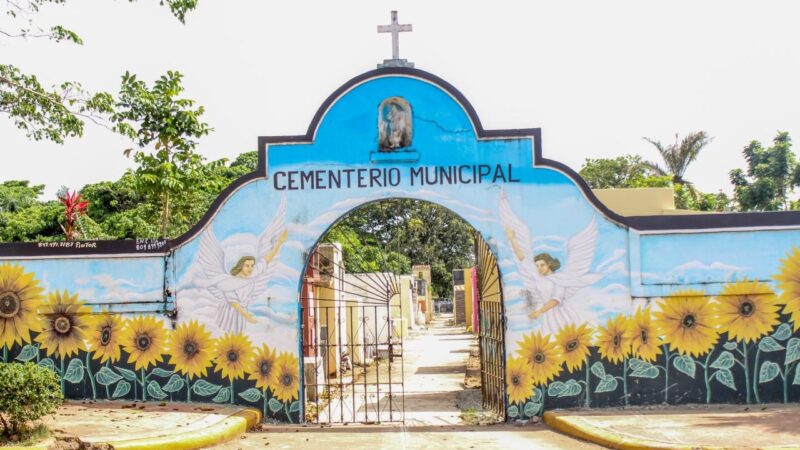 Regidor Caonabo Hubieres denuncia exhumaciones de cádaveres ilegales en cementerios de Bayaguana