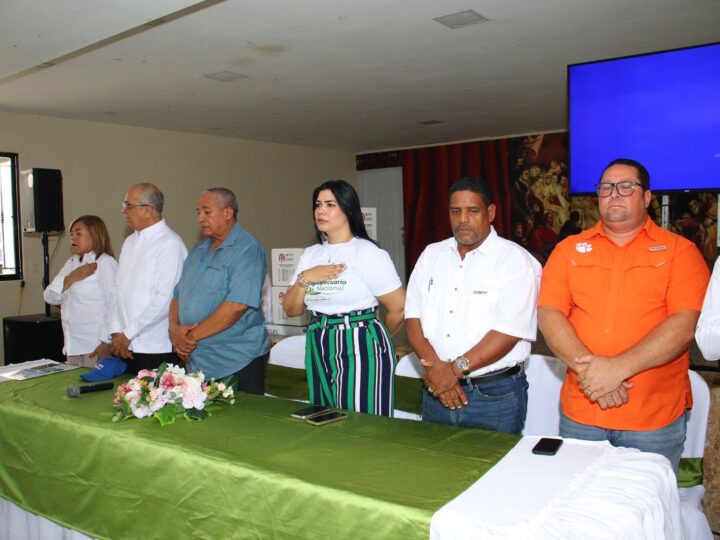 Hato Mayor del Rey respalda a David Collado