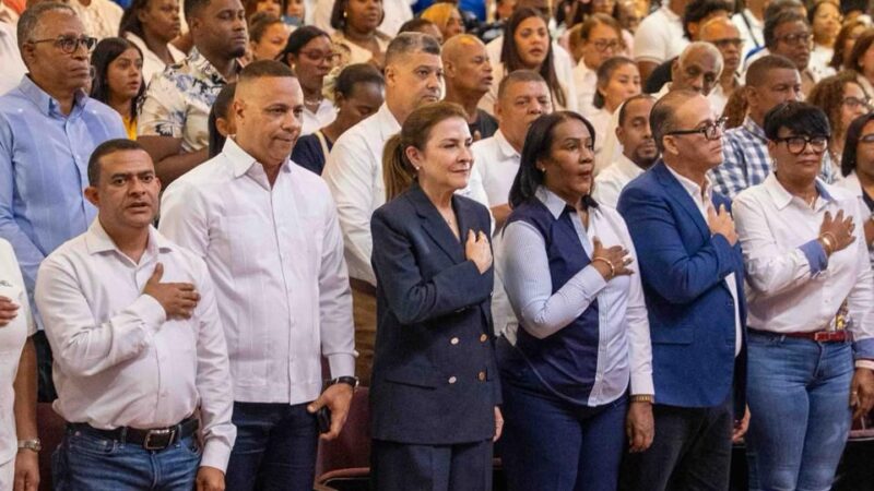 Carolina continúa fortaleciendo su proyecto presidencial con juramentación del Comando Nacional Magisterial C28