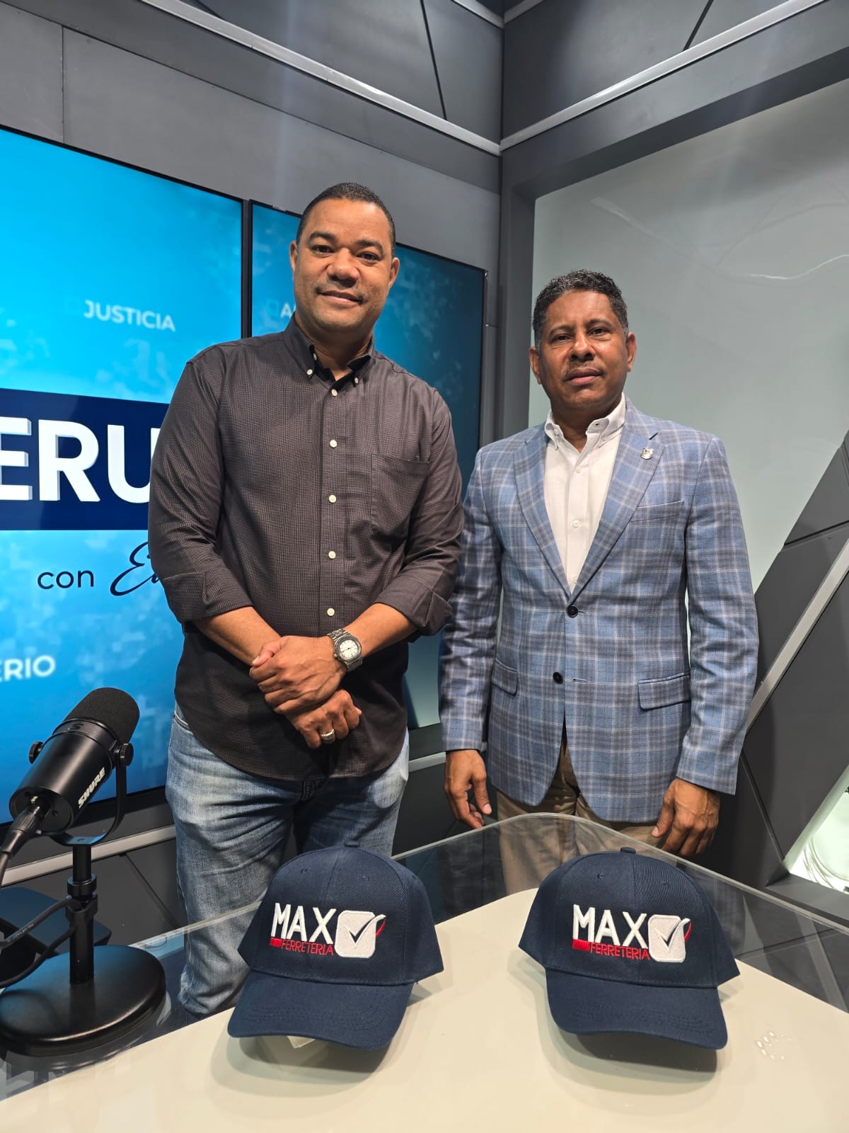 Ignacio Aracena destaca a Yayo Sanz Lovatón como opción de liderazgo para el futuro del PRM