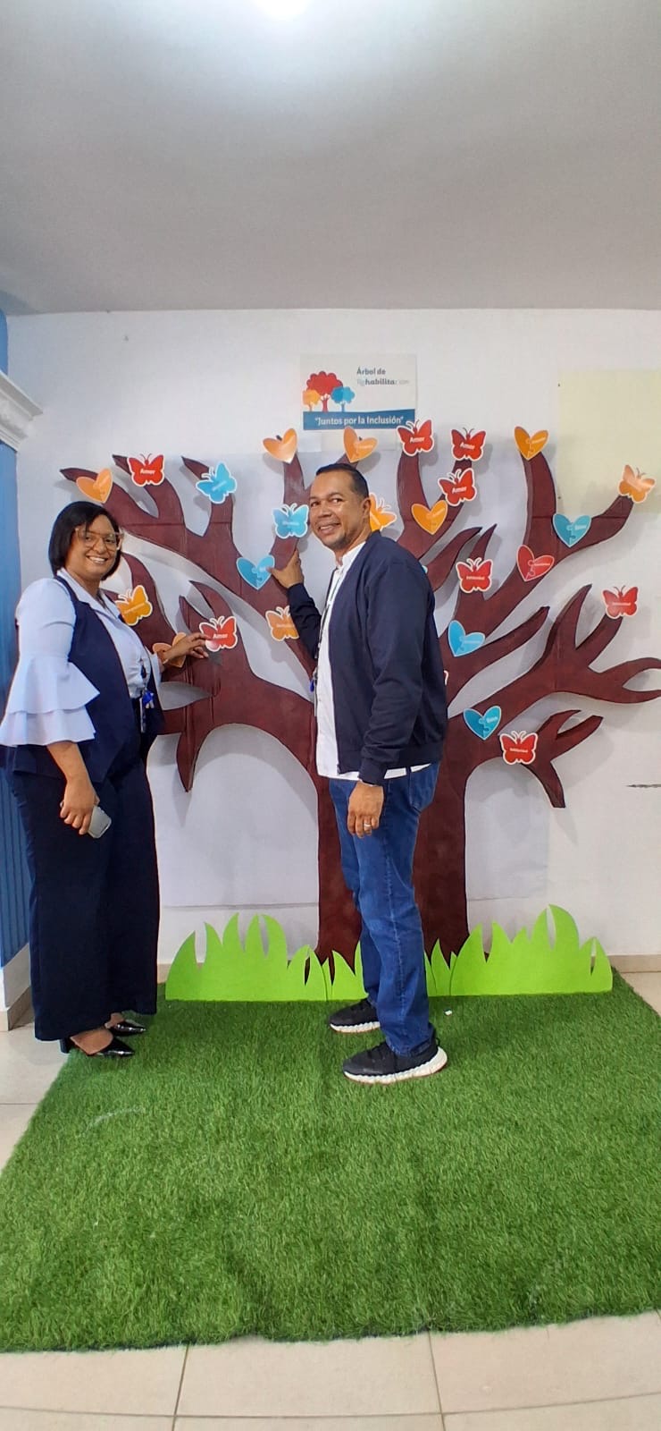 Inauguran el Árbol de Rehabilitación “Juntos por la Inclusión”