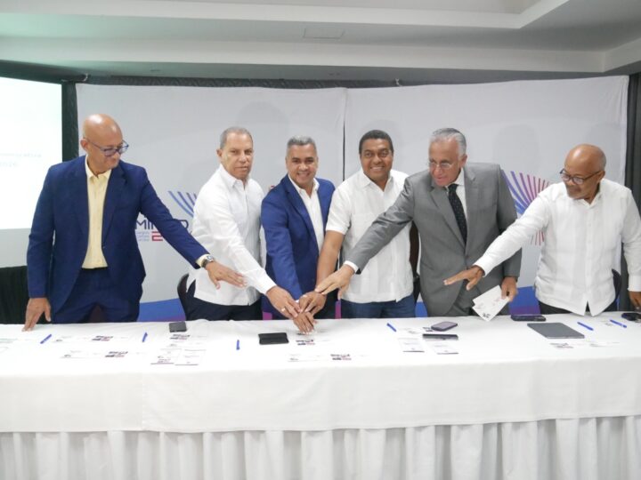 INPOSDOM y Comité Organizador presentan emisión postal oficial dedicada a los Juegos Centroamericanos y del Caribe Santo Domingo 2026