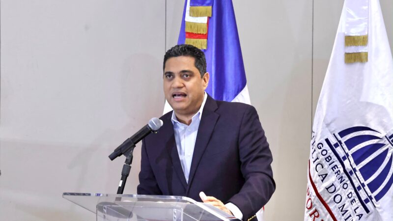 Kelvin Cruz anuncia incentivos para medallistas de Juegos Centroamericanos y del Caribe