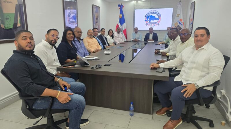 El Consejo Nacional de Empresarios y Comerciantes Fronterizos confían en que el presidente Luis Abiander tomará la decisión consensuada sobre los puertos secos
