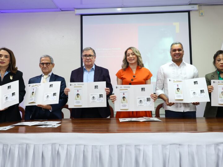 Un sello para la historia: Aída Cartagena Portalatín queda inmortalizada en emisión postal conmemorativa