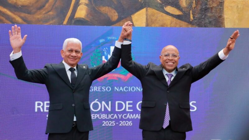 Alfredo Pacheco presenta informe de gestión del año 2025-2026