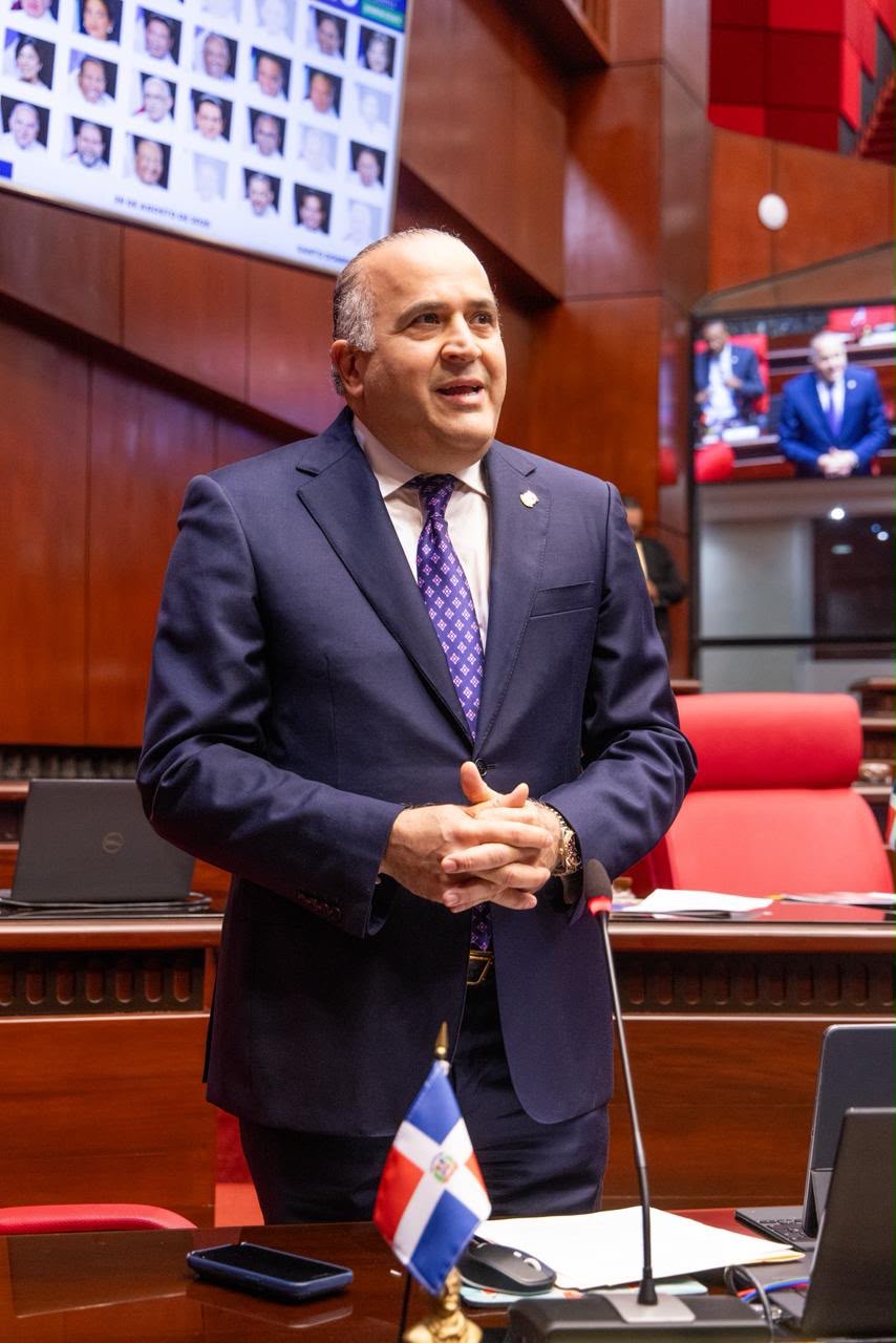 Senador Alexis Victoria reclama aprobación urgente del proyecto de Ley de Turismo Náutico