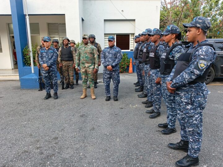 En últimas 24 horas- Policía recupera vehículos y motores robados, ocupa armas de fuego, detiene 14 personas en flagrante delito y captura dos prófugos en SDN.