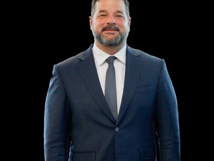 Páino Henríquez figura entre los funcionarios mejor valorados del país