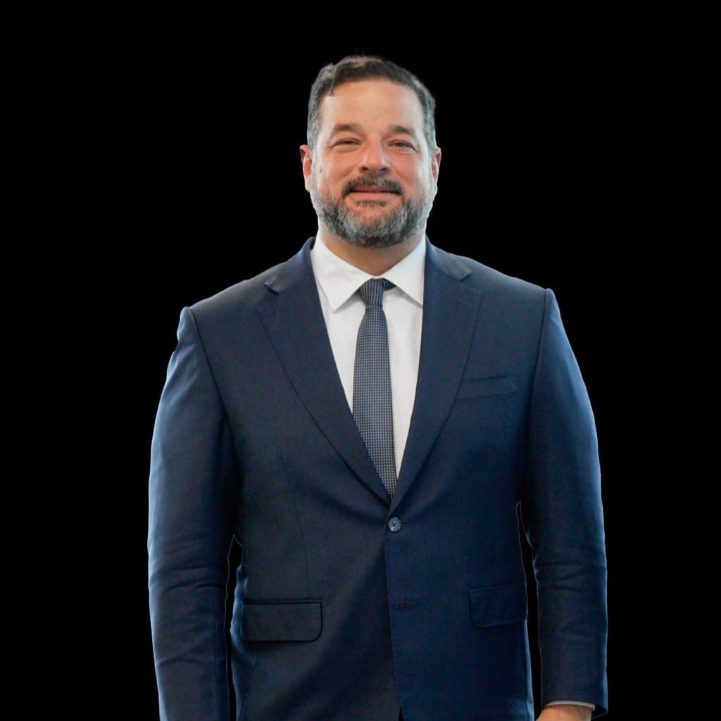 Páino Henríquez figura entre los funcionarios mejor valorados del país