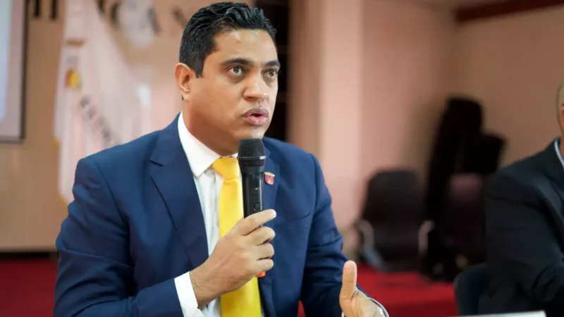Kelvin Cruz anuncia que Marileidy Paulino competirá en el relevo mixto 4×400 en Juegos Centroamericanos