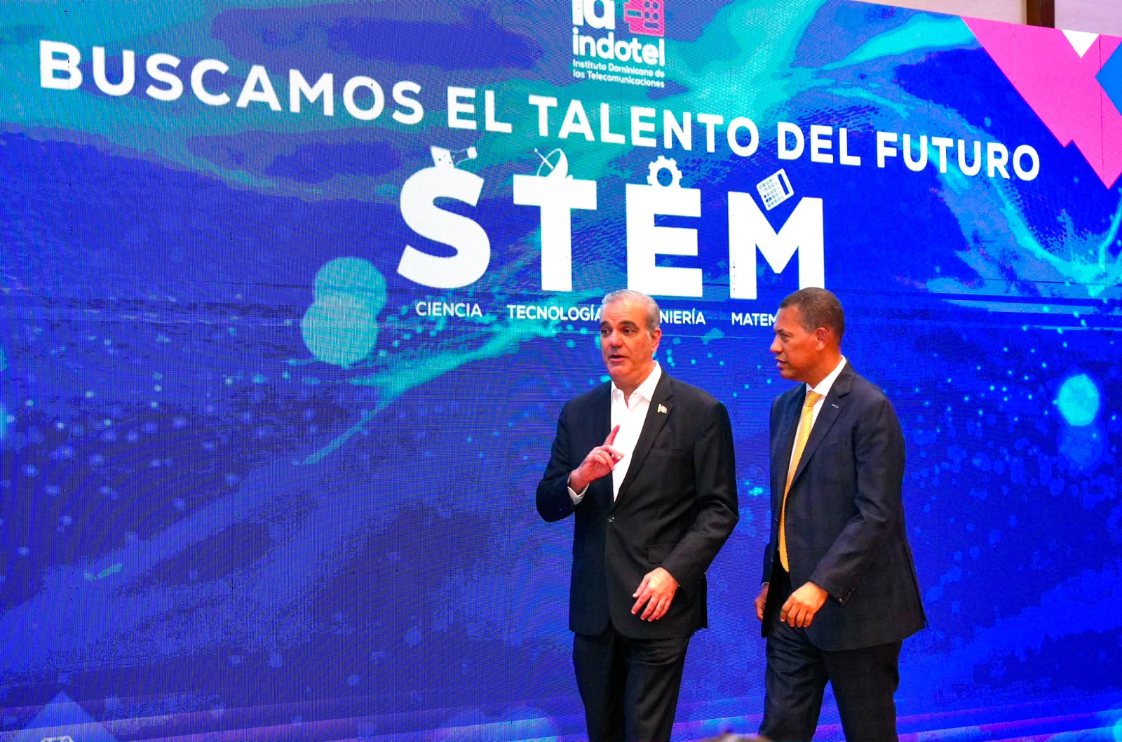 Presidente Abinader encabeza reconocimiento del Indotel a más de 170 estudiantes destacados en concurso de vocaciones STEM