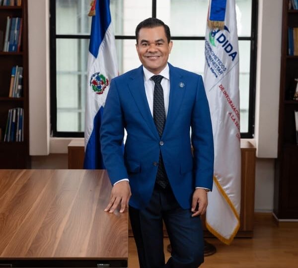 Elías Báez llama al PRM a elegir a David por consenso