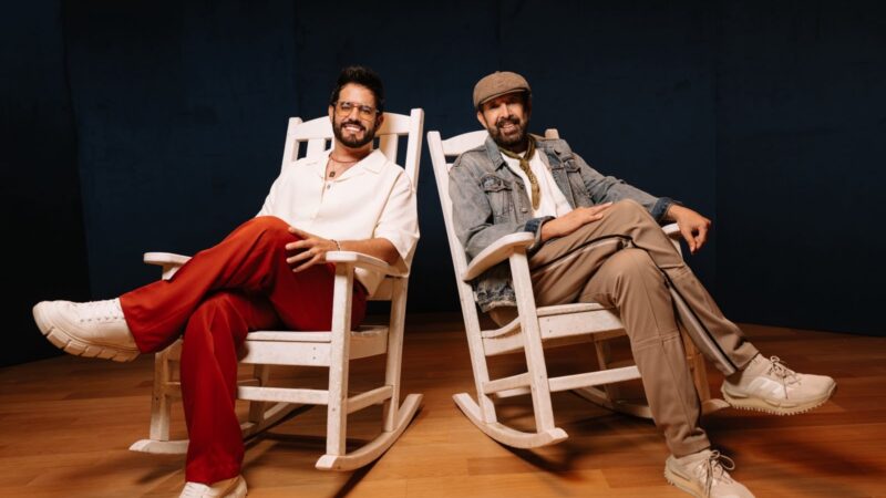 Juan Luis Guerra y Manny Cruz celebran el merengue con “Nieve en Verano”