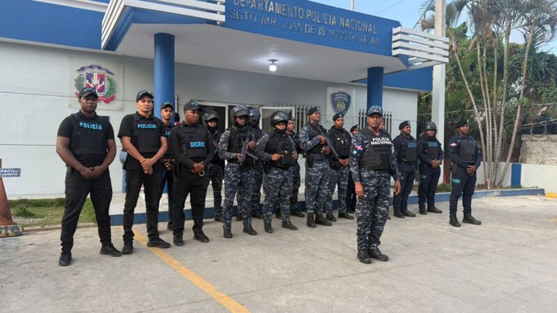 En últimas 72 horas – Policia detiene 33 personas en flagrante delito, ejecuta 13 órdenes de arresto y recupera cuatro vehículos y motocicletas en Santo Domingo Norte