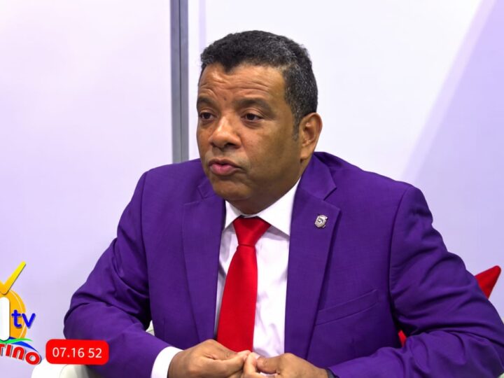 César Beltré anuncia que eliminará el creole de su proyecto y mantendrá inglés y francés obligatorios