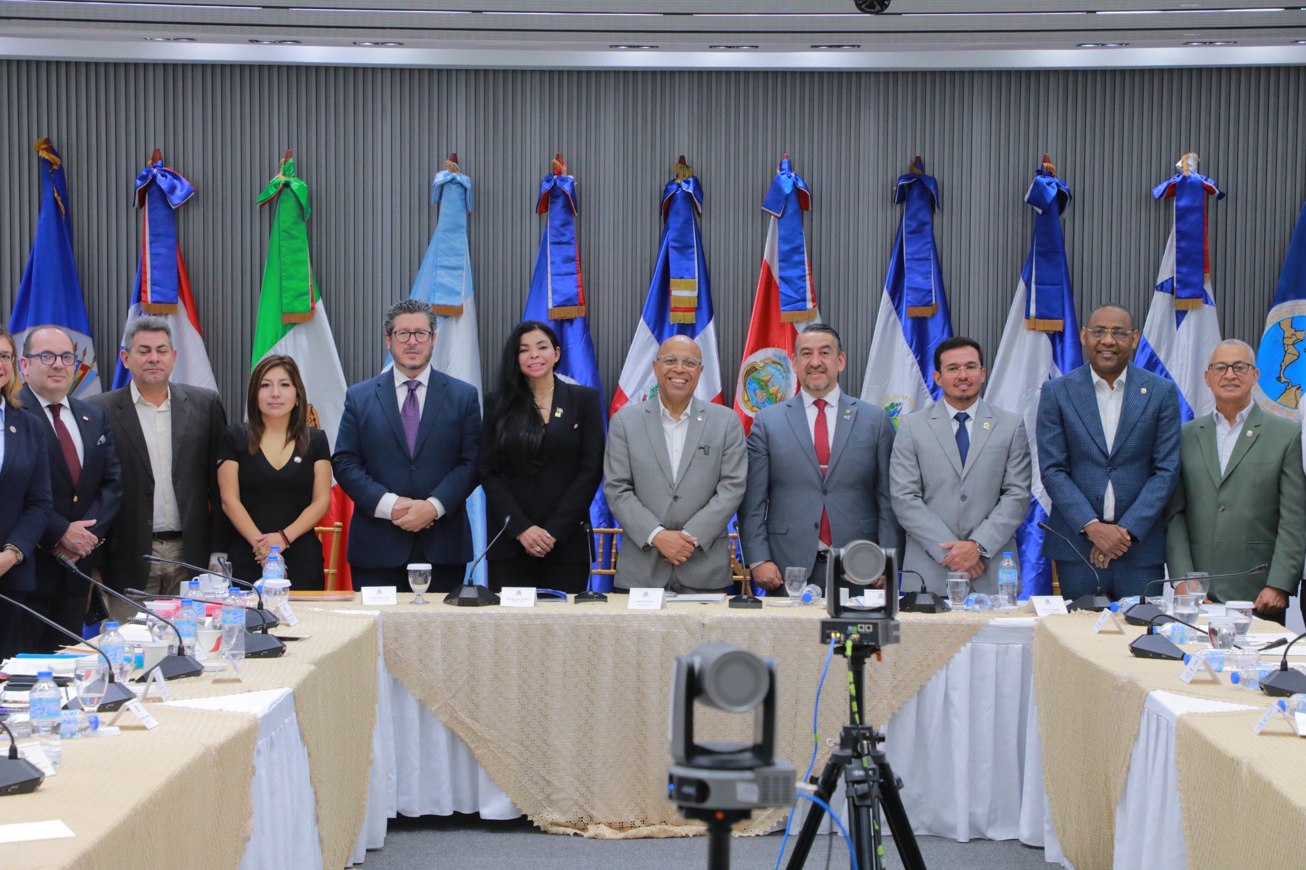 FOPREL Y OEA realizan en República Dominicana Encuentro Interparlamentario para el Combate de las Drogas Sintéticas