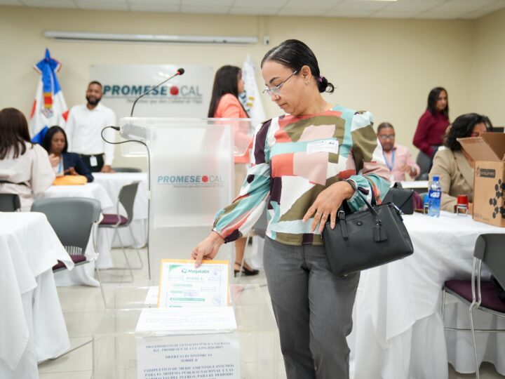 PROMESE/CAL pone en marcha licitación pública nacional para adquisición de medicamentos e insumos por RD$1,251 millones