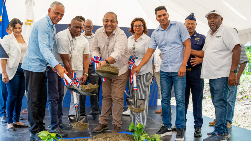 Director José Andújar inicia construcción de estación policial en Majagual, Monte Plata