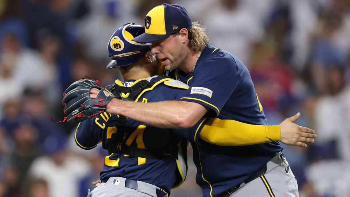 Brewers ganó a Dodgers por 6-2 en el Juego 3 de la Serie de Campeonato y está a una victoria de completar la barrida