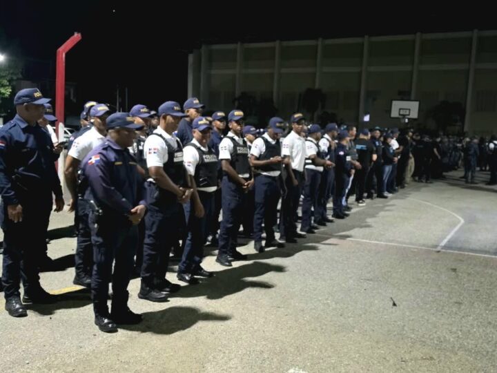 DGM supervisa controles migratorios en provincias fronterizas y refuerza vigilancia en rutas vehiculares y peatonales utilizadas por inmigrantes irregulares