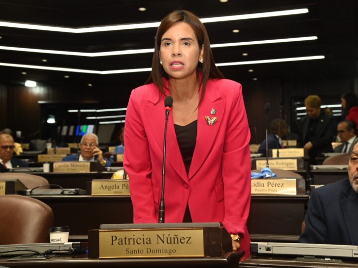 Patricia Núñez destaca inversiones del Gobierno en SDN y pide construir centros regionales contra el cáncer