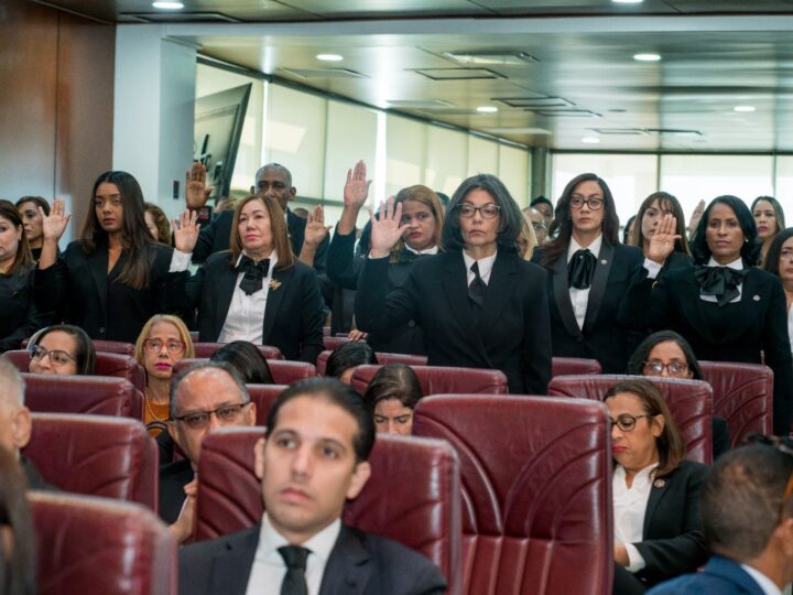 Pleno de la SCJ juramenta a magistrados ascendidos y destaca su compromiso ético y profesional